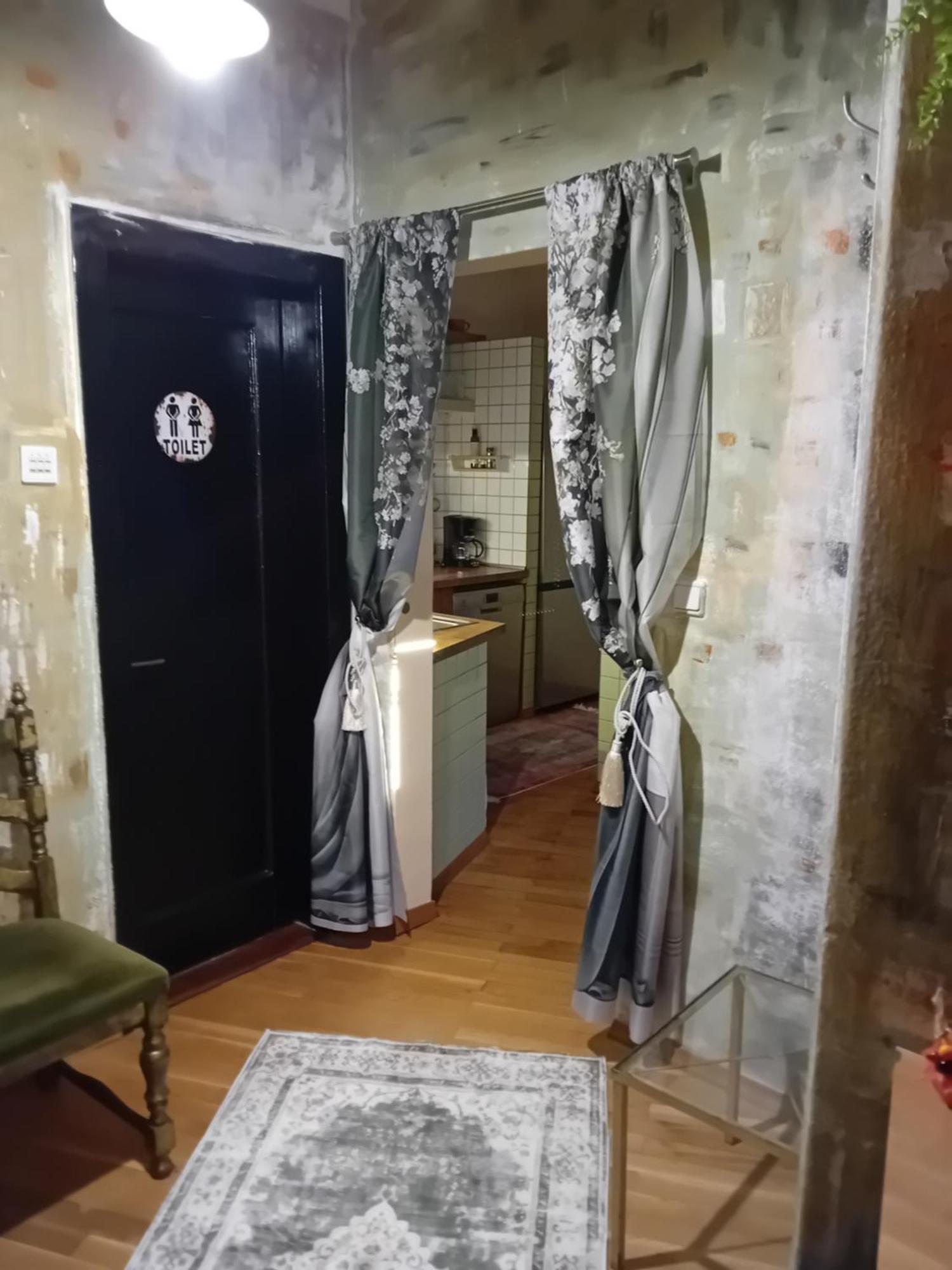 Apartment Baci For 4 Guests リュブリャナ エクステリア 写真